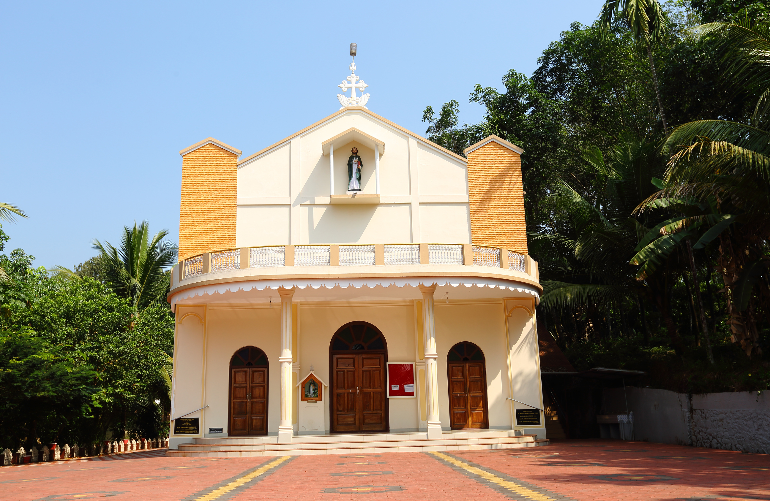 St. Peter'S Church, Moonnani