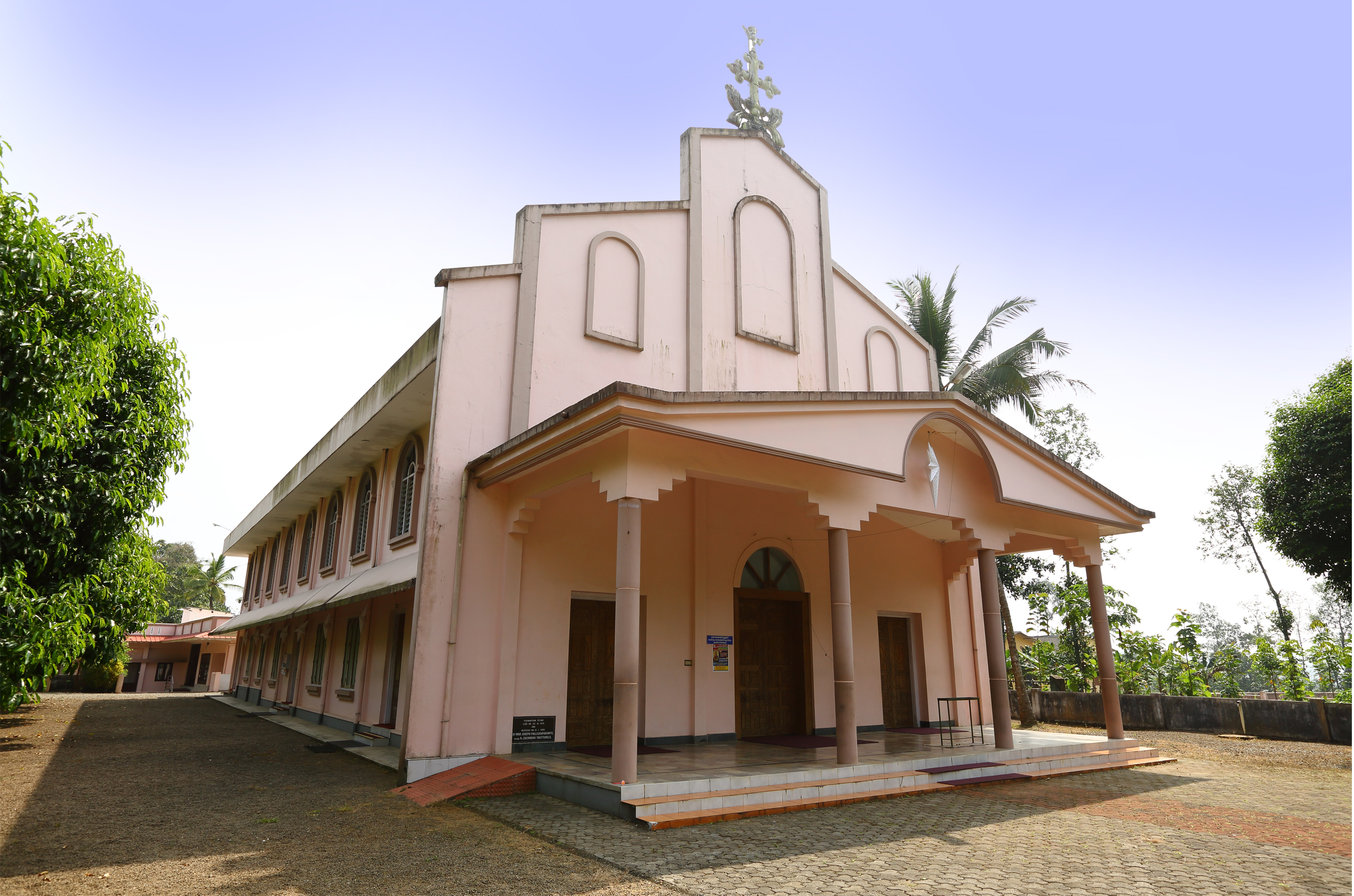 Cherupushpam Church, Palakad