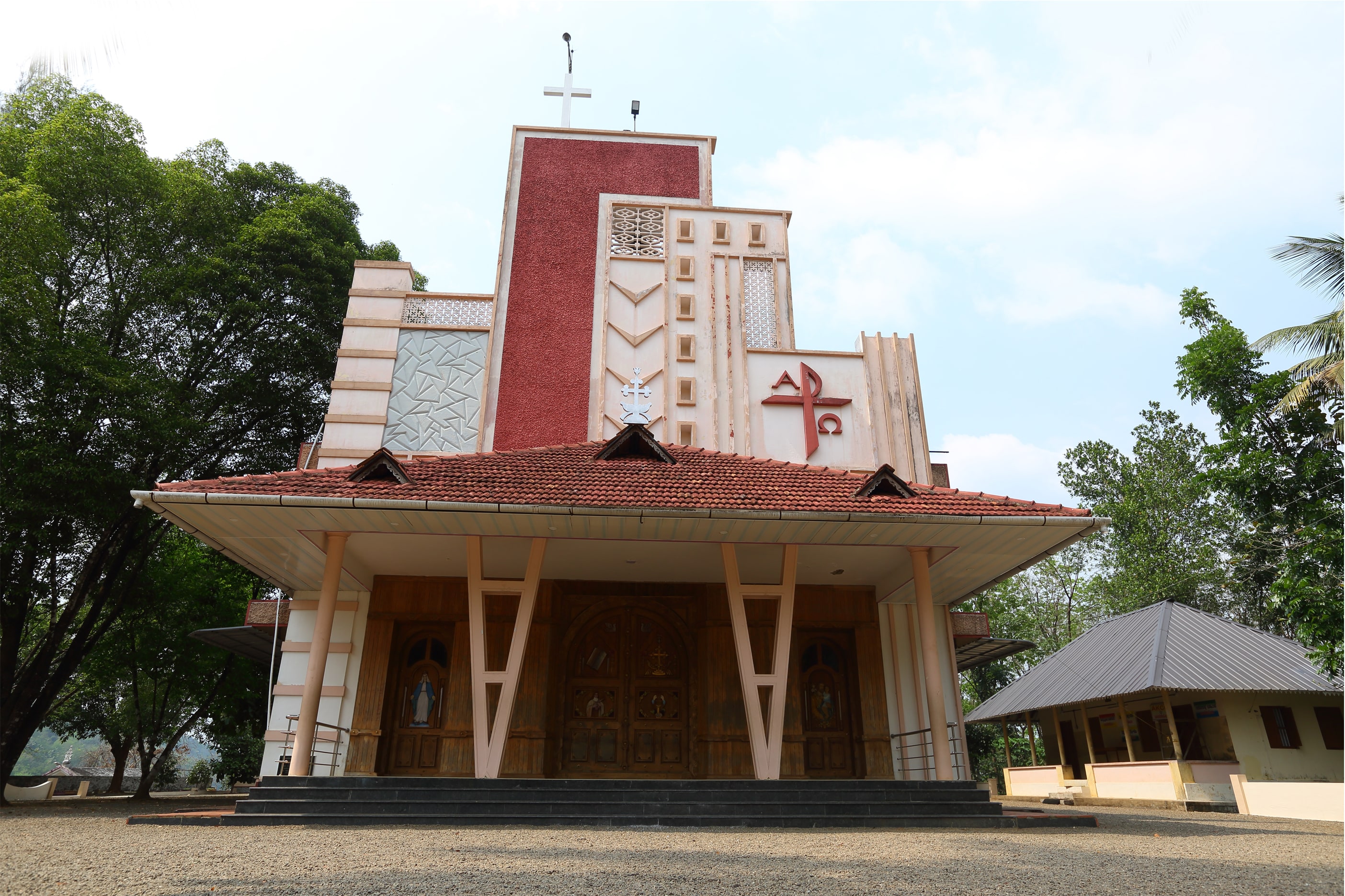 Holy Cross Church, Malayinchipara